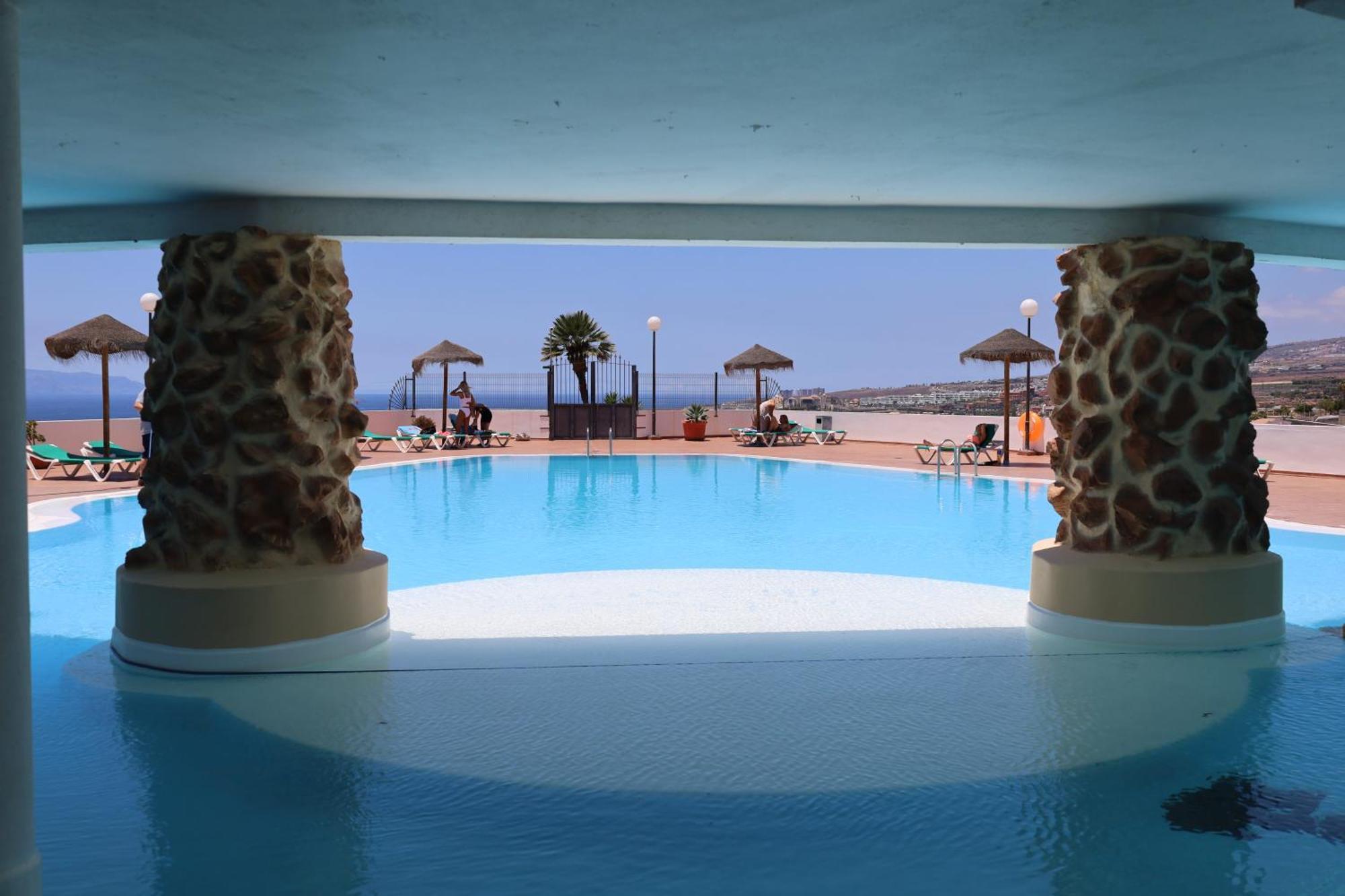 Lovely Sea View Free Wifi アデヘ エクステリア 写真